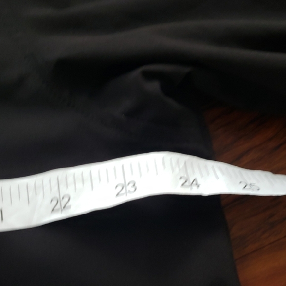 Vuori Men's Black Hooded Windbreaker Athleisure Outdoor Size XL - Picture 7 of 11